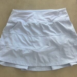 LULULEMON Pace Rival skirt size 2